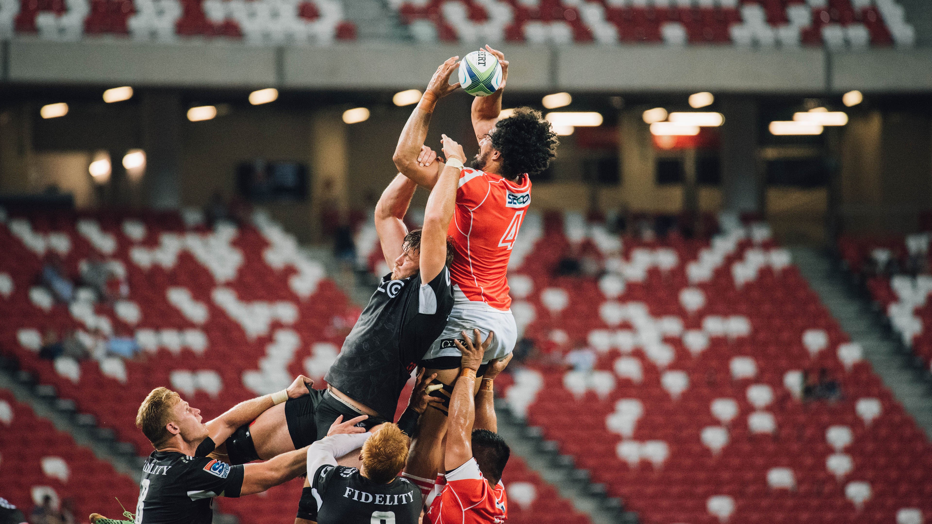 爱游戏官方网站-职业球员退役转型趋势明显体育产业吸纳人才扩大，职业球员退役后有工资吗