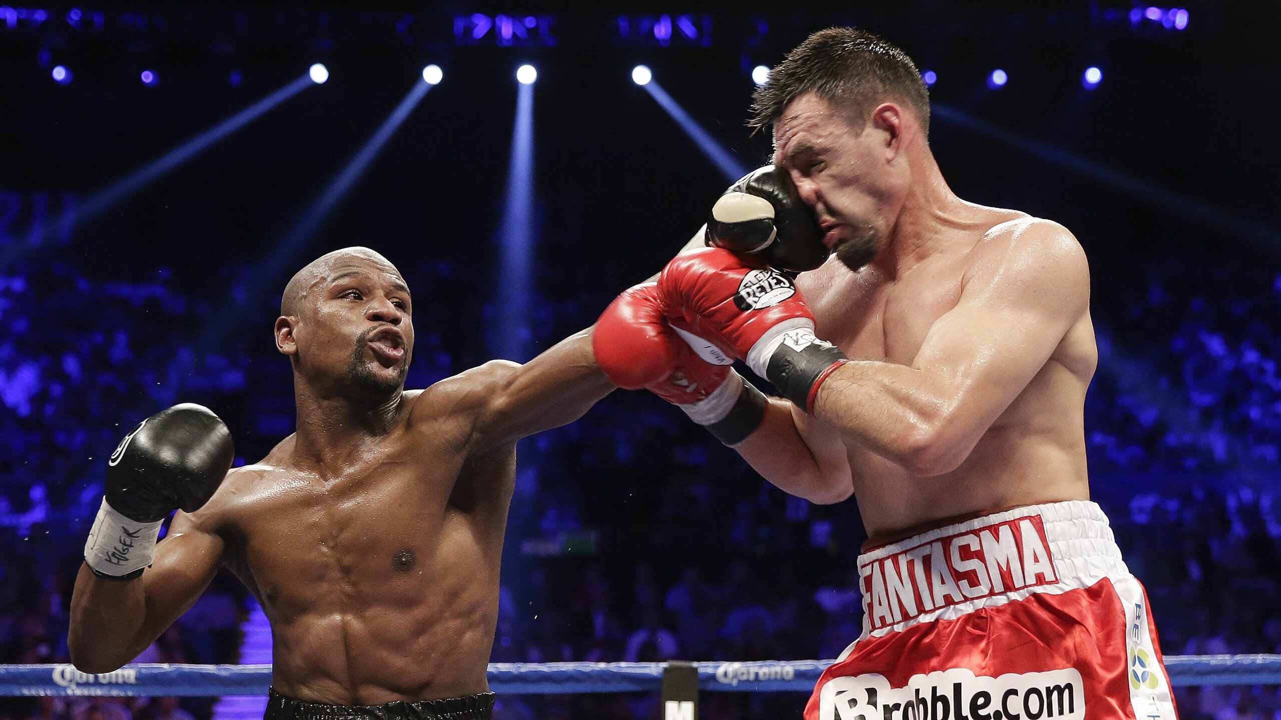 爱游戏娱乐-麦克沃伊起跳精准 稳定领游全程，麦克沃伊游泳