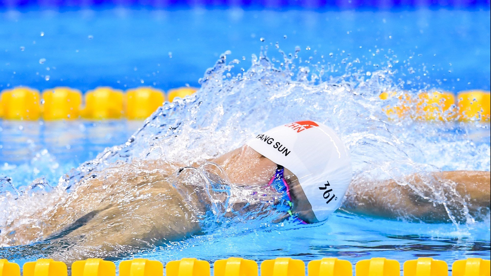 史上最激动人心“冠军对决”现场盛况，冠军精彩